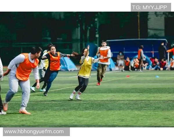 飞盘运动的魅力与挑战:深入探讨北京飞盘队的耐力训练与比赛表现 飞盘运动的魅力与挑战:深入探讨北京飞盘队的耐力训练与比赛表现